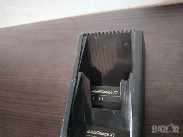 Зарядно за телефон MOTOROLA  IntelliCharge XT , снимка 2 - Motorola - 54646702