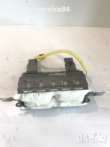 Mitsubishi Pajero Част от арматурното табло за Mitsubishi Pajero (2006) MR402459, снимка 2 - Части - 54793644
