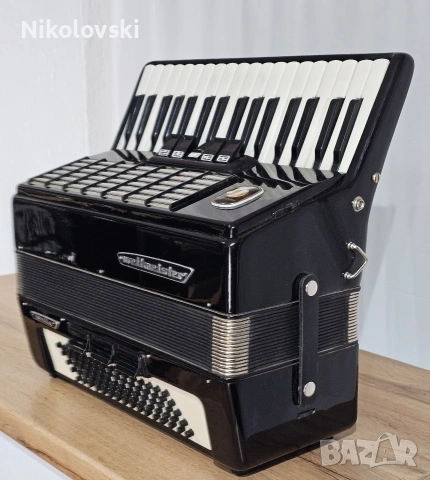 Акордеон Weltmeister Stella , снимка 5 - Акордеони - 54187293