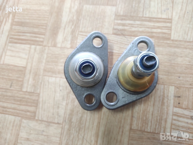 2бр. Шарнири за Волво 740, 760, 940, 960, s90, v90 Volvo, снимка 3 - Части - 54194622