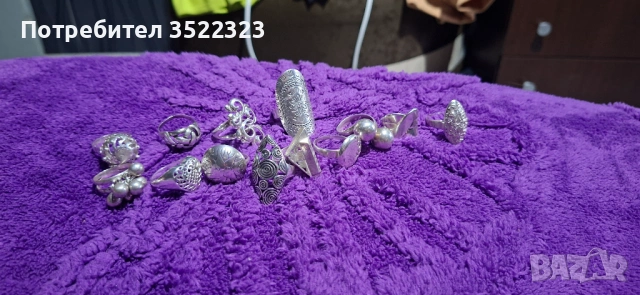 Продавам сребърни пръстени 