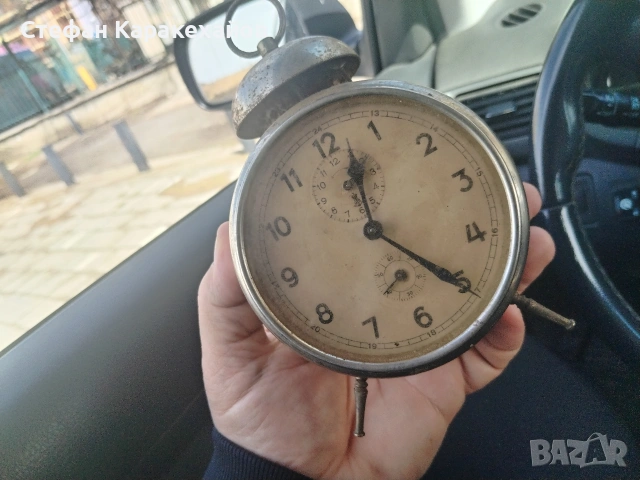 Стар будилник , снимка 3 - Антикварни и старинни предмети - 54004469