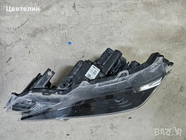 Ляв фар Toyota Yaris Cross lqv far Тойота ярис, снимка 5 - Части - 54561607
