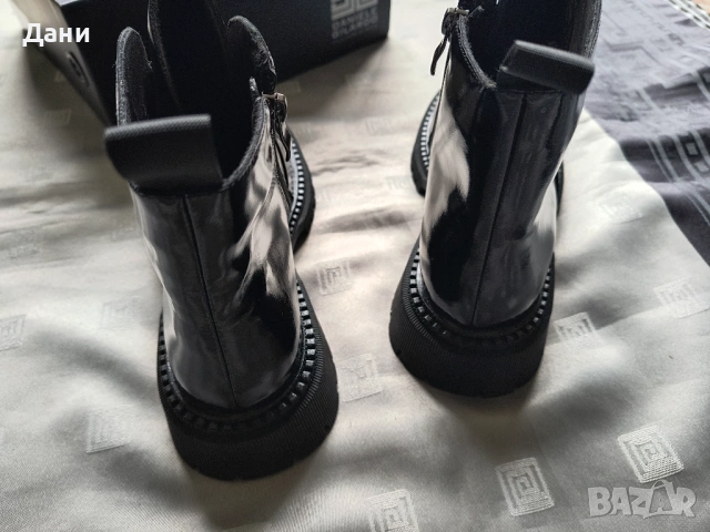 Дамски черни лачени боти , снимка 12 - Дамски боти - 53963451