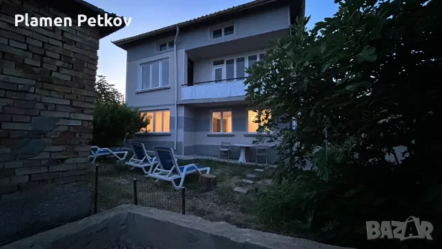Продава се триетажна къща  с гараж 300 кв. м. в гр Бяла в съседство с гр. Обзор  , снимка 5 - Къщи - 55511188