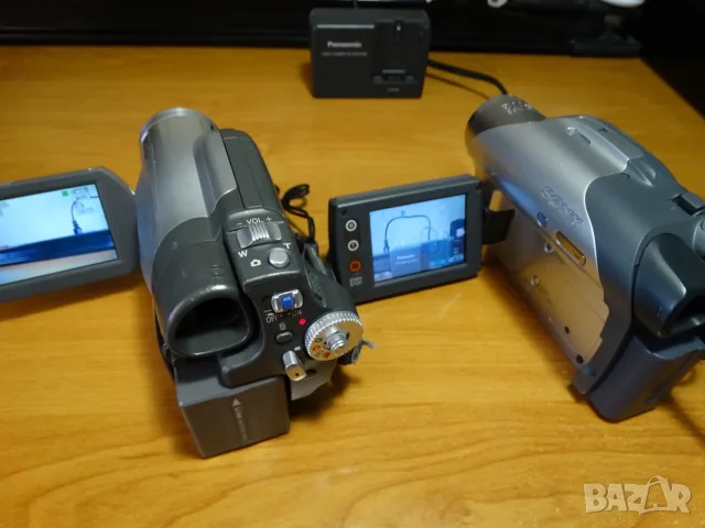 SONY DCR-DVD105E и Panasonic VDR-D160EG-S ..., снимка 10 - Камери - 55671711