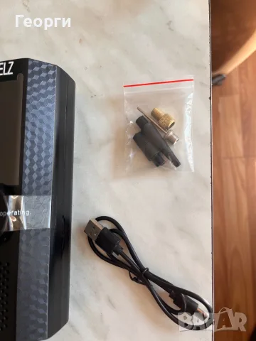 Преносим акумулаторен компресор за гуми STSCELZ VC-029, 150 PSI, снимка 2 - Аксесоари и консумативи - 55513887