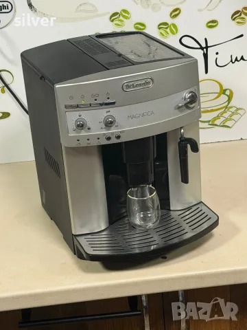 Кафемашина кафе автомат delonghi magnifica с гаранция, снимка 3 - Кафемашини - 55325194