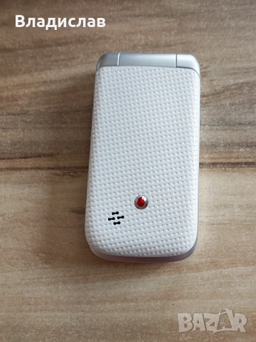 Vodafone 227 (сгъваем - тип мида, с бутони)