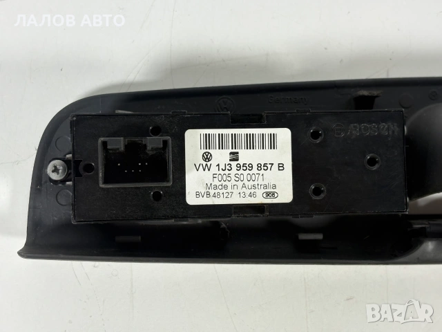 Панел Управление ел. стъкла централно Голф 4 Panel Upravlenie el. stakla centralno VW Golf 4 IV , снимка 2 - Части - 55121639