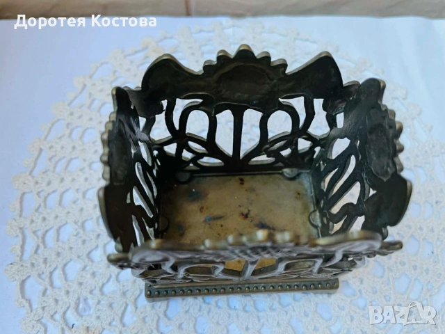 Красив месингов салфетник / поставка за прибори от Англия със слънчогледи, снимка 7 - Антикварни и старинни предмети - 54211014