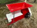 Електрическа гроздомелачка с шнек и отделяне на чепките гроздо мелачка грозде , снимка 2
