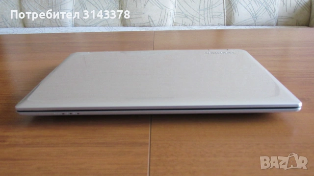 Четириядрен с тъч и SSD 11.3 инча Tochiba лаптоп, снимка 8 - Лаптопи за дома - 54780702