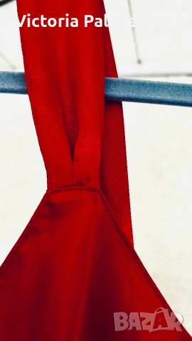 Червена сатенена рокля slip dress Body Zone (KappAhl), размер M, снимка 9 - Рокли - 55162424