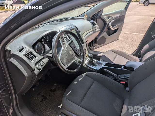 Opel Insignia 2.0 turbo 4x4, снимка 13 - Автомобили и джипове - 55393155