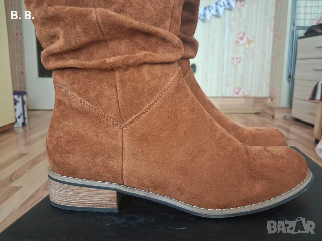 Дамски велурени боти, снимка 2 - Дамски боти - 54136134