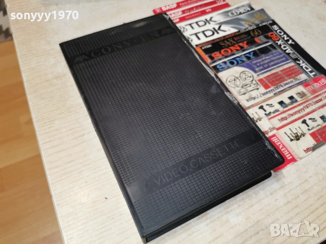 БЪГС БЪНИ VHS VIDEO 1906261233L1, снимка 9 - Други жанрове - 54968258