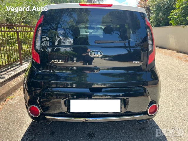 На Части Kia Soul II 1.6crdi 128к.с. 2015г. , снимка 3 - Автомобили и джипове - 54863463