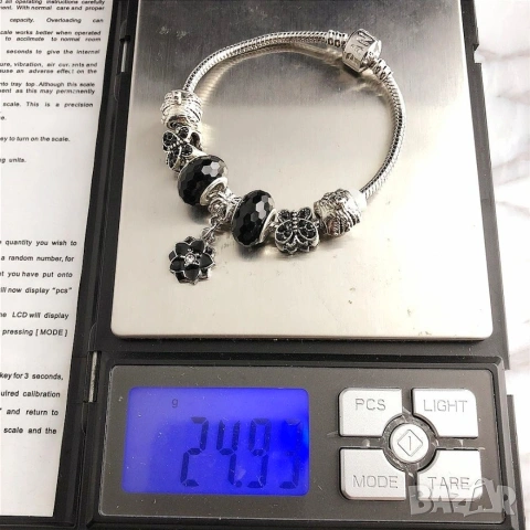 Гривна с талисмани Пандора / Pandora бижу, снимка 5 - Гривни - 54867170
