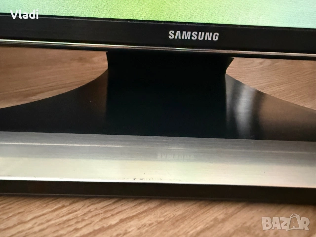 Samsung Smart TV 48 инча UHD, снимка 2 - Телевизори - 55143449