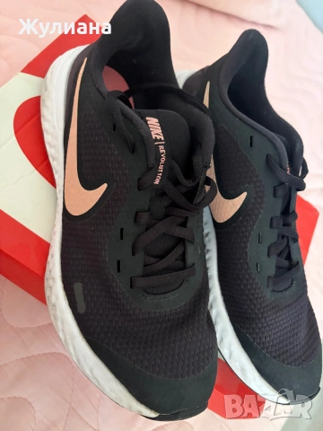Nike маратонки Revolution, снимка 3 - Маратонки - 55193801