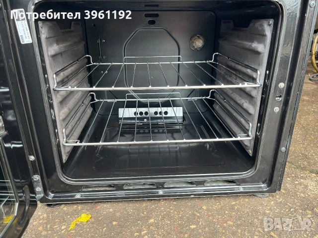 Газова готварска печка HOTPOINT две фурни , снимка 3 - Печки, фурни - 55242879