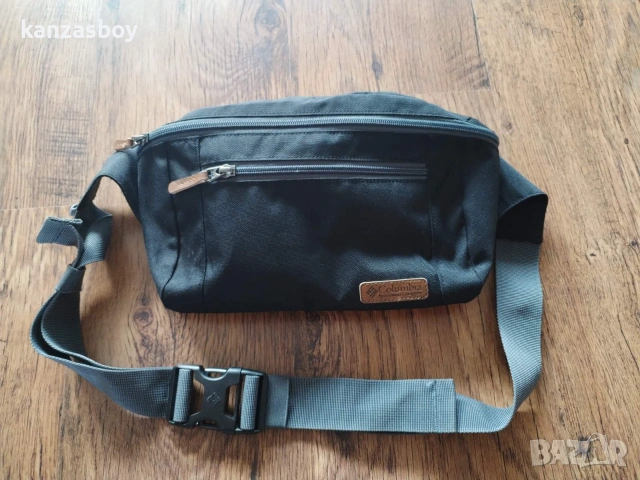 COLUMBIA Classic Outdoor Lumbar Bag - страхотна мъжка чанта , снимка 2 - Чанти - 55252607