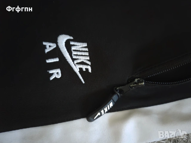 Екип Nike размер л, снимка 2 - Спортни дрехи, екипи - 54853433