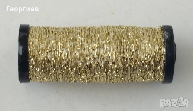 Макари златисто ламе конец.Големи ножици 3 бр Български,1 бр.Корейска.Хирургични заключващи ножици.