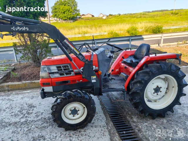 Трактор Kubota ТОВАРАЧ ОРИГИНАЛЕН, снимка 2 - Селскостопанска техника - 54820925