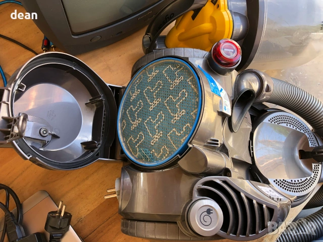 Прахосмукачка Dyson DC29, снимка 10 - Прахосмукачки - 55016212