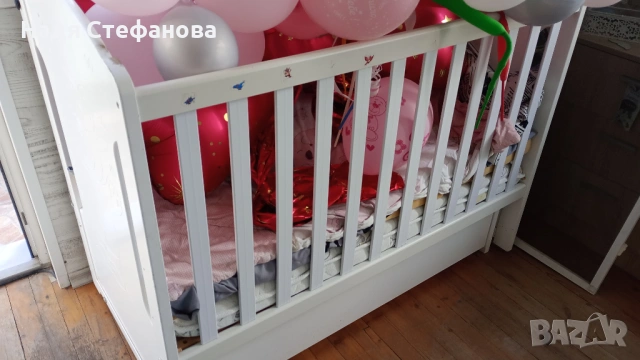 Детско дървено легълце с вградена люлка и матрачето ARBOR BABY, снимка 2 - Кошарки - 54606530