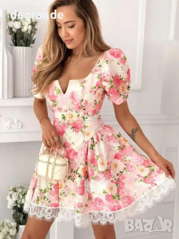Красива розова рокля на цветя 🌸
