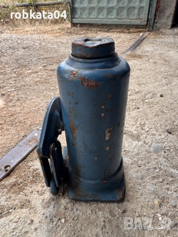 хидравличен бутилков крик с товароносимост 12 тона., снимка 2 - Индустриална техника - 55574178