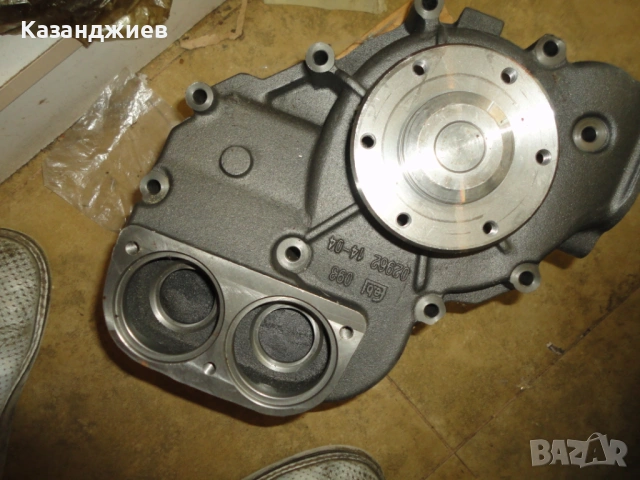 Водна помпа за John Deere R123395,546906 JD,ОМ 366,401,403., снимка 2 - Водни помпи - 53451602