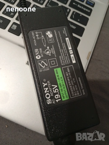 SONY VAIO SVT131A11M, снимка 4 - Лаптопи за дома - 54764340