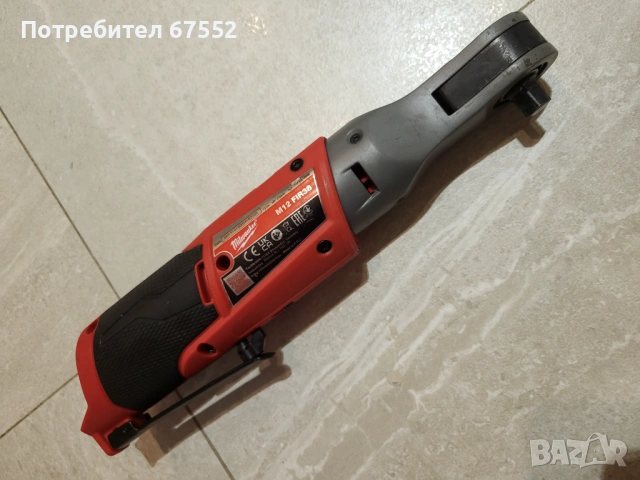 Безчеткова тресчотка Milwaukee M12 FIR35. 75 нютона, 3/8 глава . Само тяло. Цена: 109€ (крайна), снимка 2 - Други инструменти - 54749009