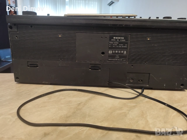 Радиокасетофон Sanyo, снимка 2 - Радиокасетофони, транзистори - 54811878