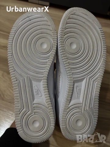 Оригинални маратонки Nike Air Force 1 07 размер 38, снимка 9 - Маратонки - 54198218