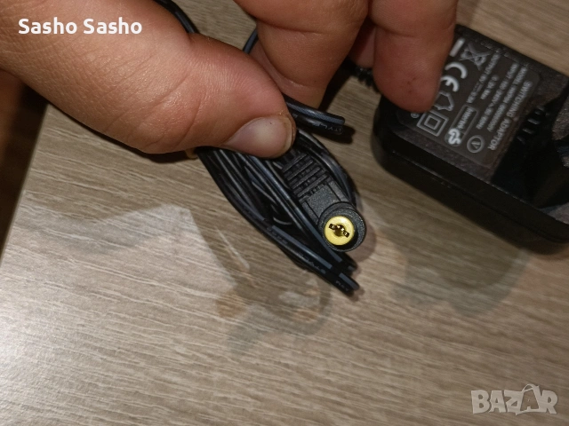 адаптер , снимка 2 - Кабели и адаптери - 54324115