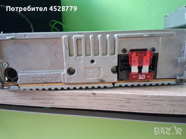 Продавам радио Soni CDX-GT23, снимка 4 - Радиокасетофони, транзистори - 55069393