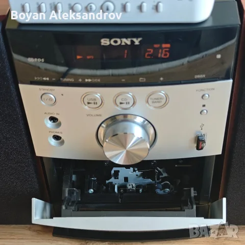 Sony CMT-EH25 — Микро Hi-Fi Система с CD, USB и Касетен дек + оригинално дистанционно , снимка 11 - Аудиосистеми - 55416363