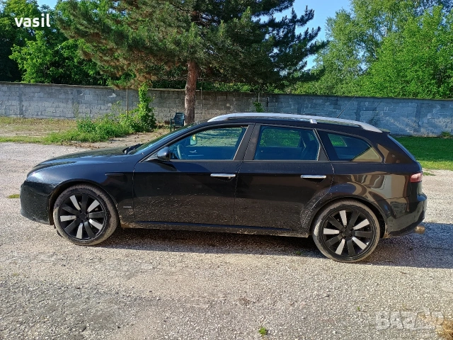 Алфа Ромео 159 1.9 16v, снимка 4 - Автомобили и джипове - 55195213