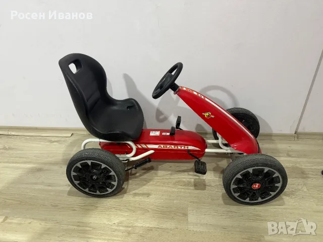 Детска количка / картинг с педали тип Abarth, Hecht, червена, 3-7 години