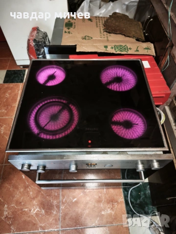 Печка за вграждане Miele , снимка 2 - Печки, фурни - 54286865