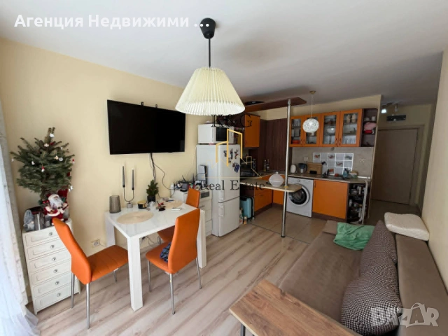 Уютен южен двустаен апартамент в " Слънчев бряг " 