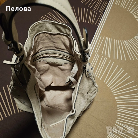 Красива чанта с кабси, снимка 3 - Чанти - 54084412