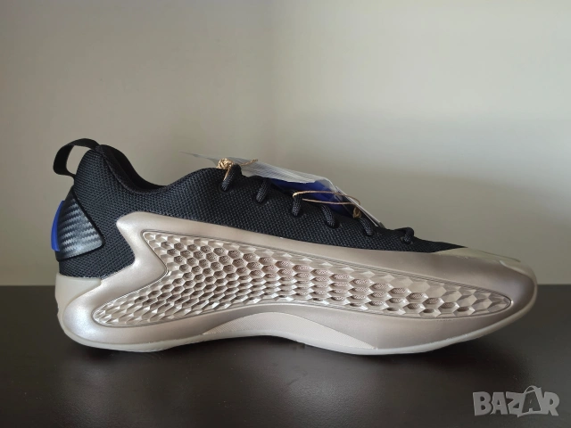 adidas Anthony Edwards 1 Low 46номер 29.5см Стелка Нови с кутия , снимка 5 - Маратонки - 55103018