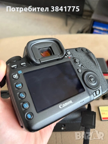 Canon 5D Mark IV с 6 батерии и грип, снимка 7 - Фотоапарати - 54617020