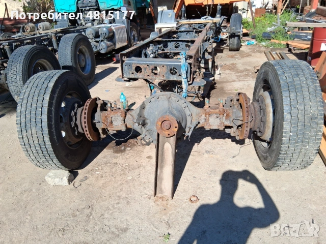 Заден мост Mercedes Benz , снимка 2 - Камиони - 54392845